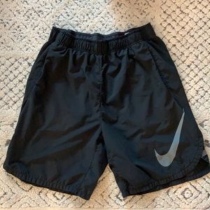 🚨 Men’s Nike Shorts DryFit 🚨
